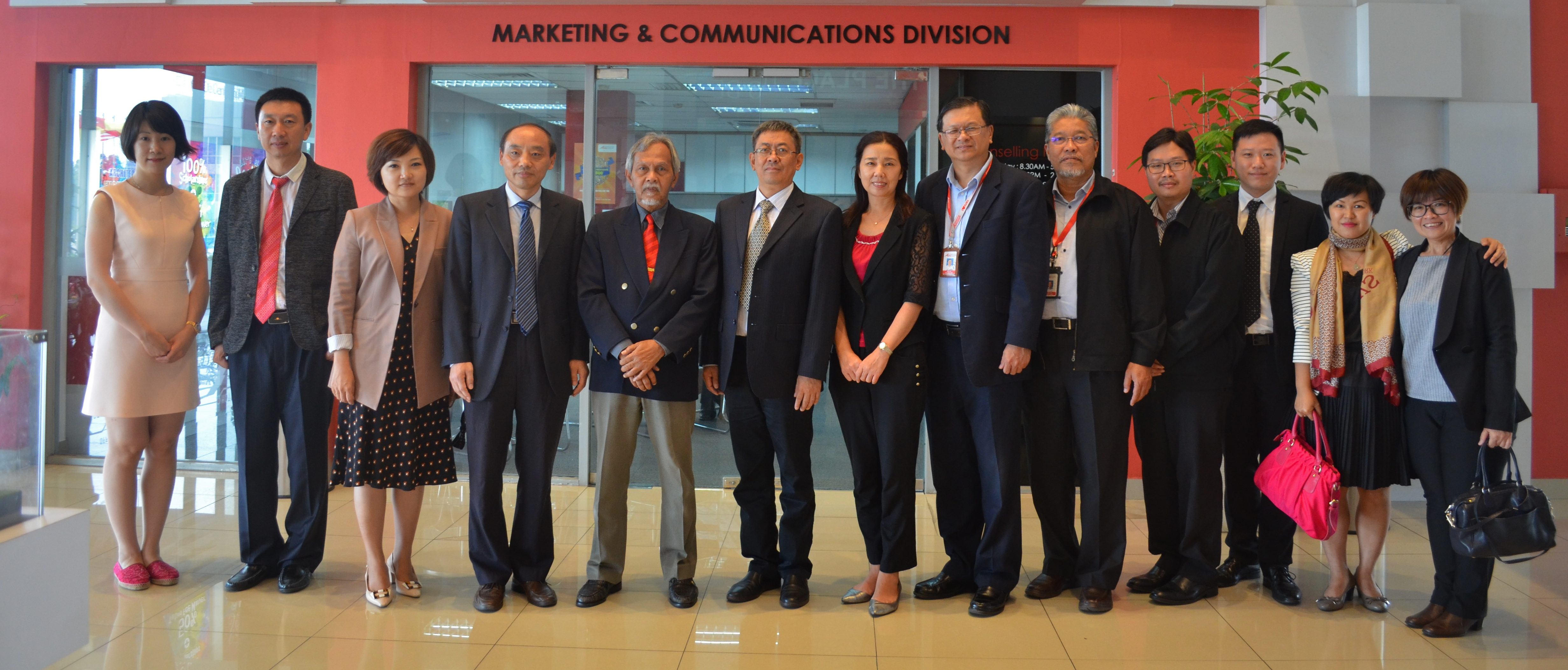 Visit from Nanjing Institute of Railway Technology, China