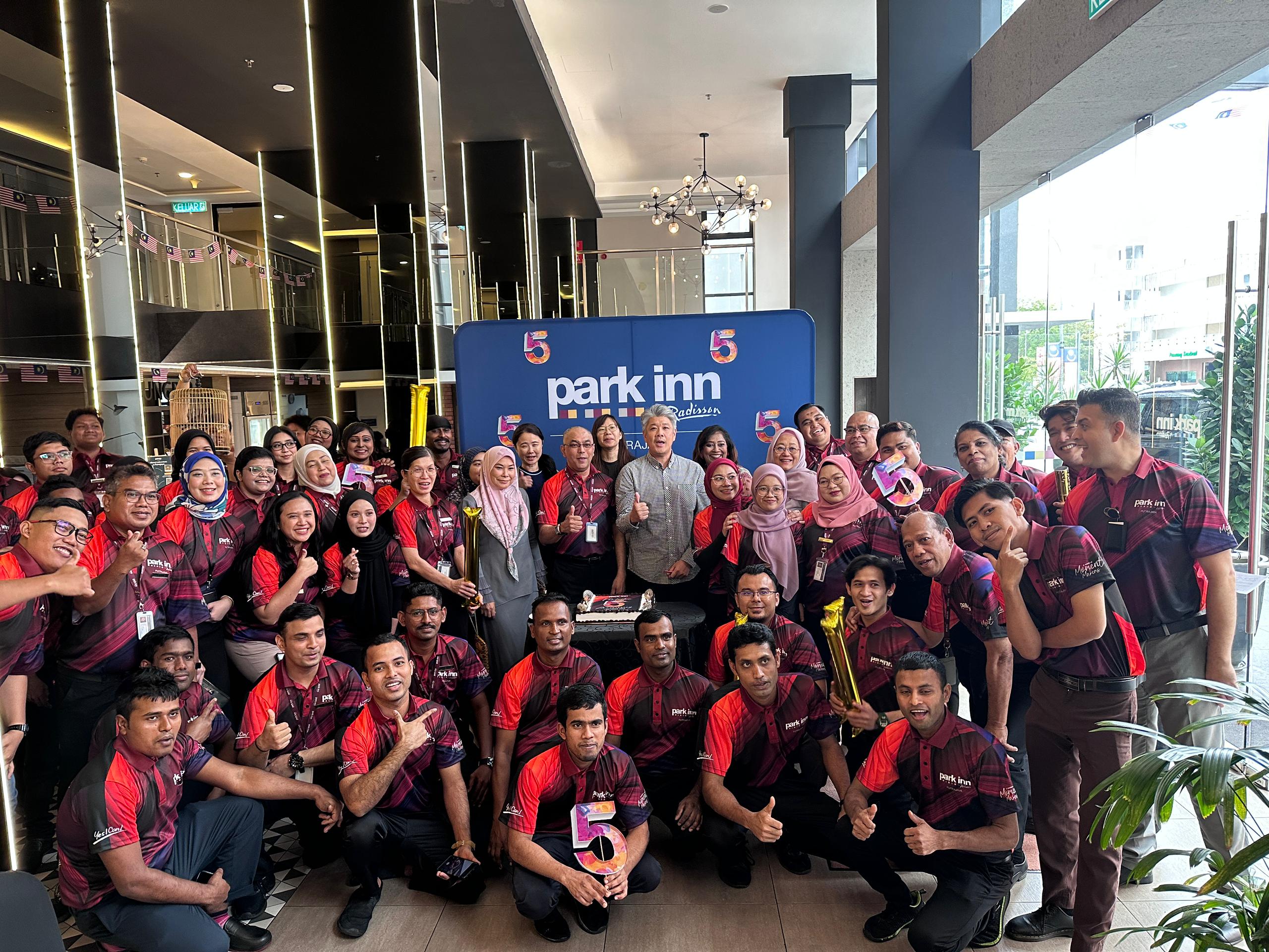 Cheers to 5 Remarkable Years of Warm Hospitality!