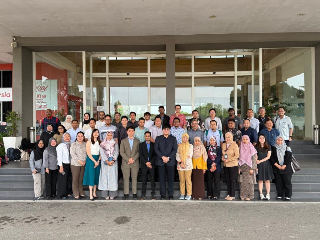 Protasco Berhad ISRF S2 Workshop group photo